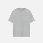 Washed grey t-shirt with breast pocket and embroidered logo.